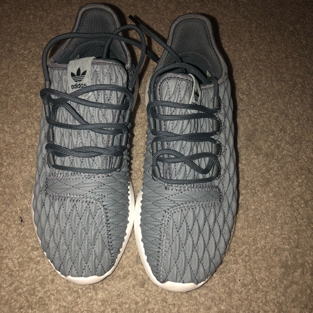Adidas tubular shadow
